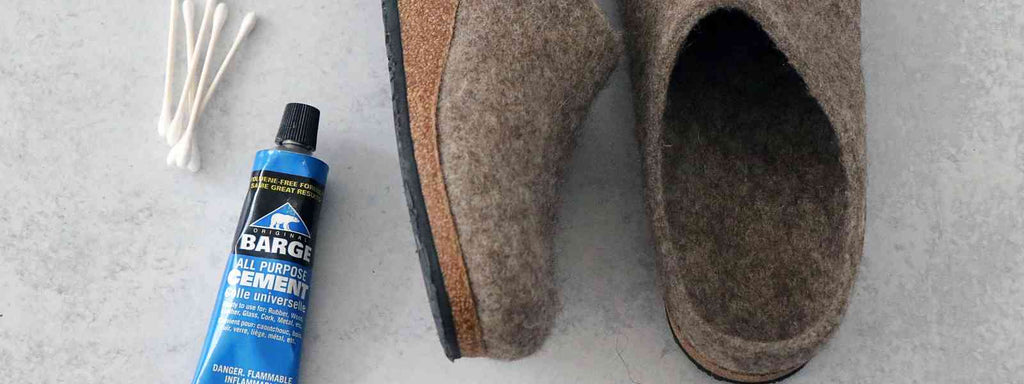 Stegmann EcoWool clogs and cleaning/repairing materials.