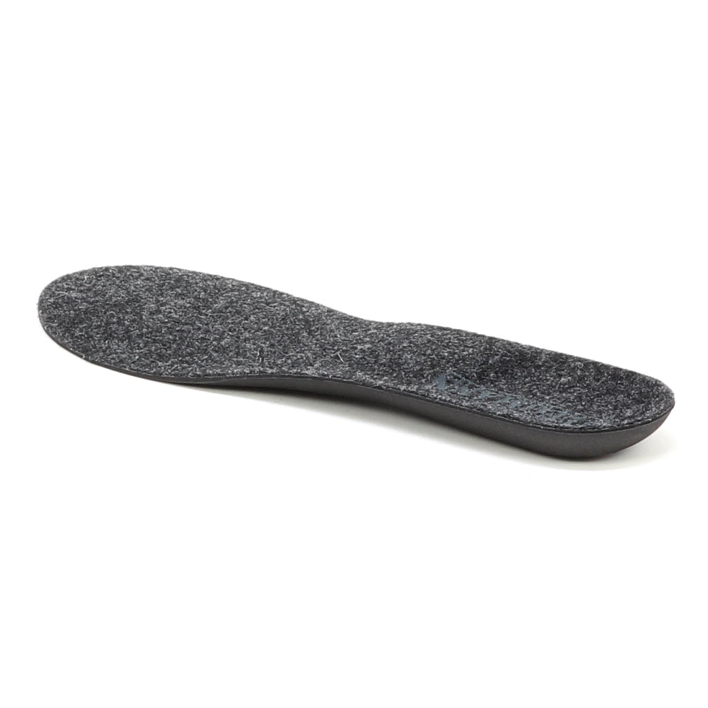 A single Women's Wool Contour Replacement Insole w/Arch in black is displayed on a white background, featuring a textured fabric upper layer and a contoured design for enhanced arch support.